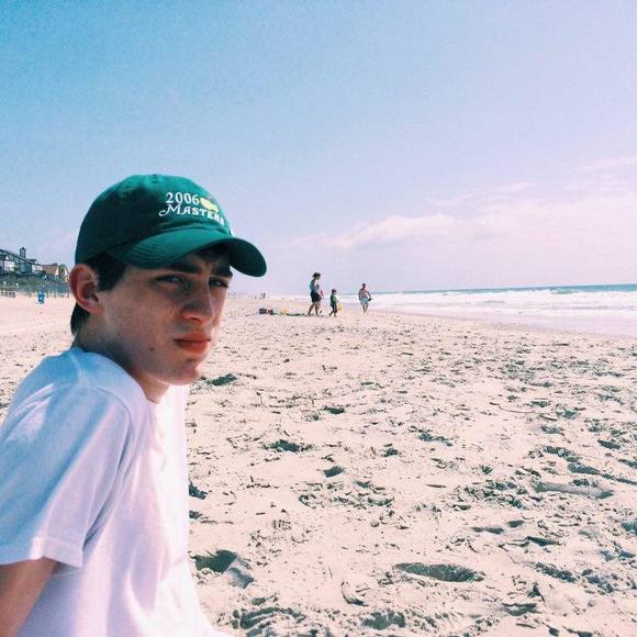 Meet your Posher, Robin - Picture 1 of 1